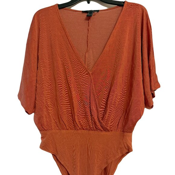 Forever 21 Bodysuit Size S Orange Wrap V Neck Flowy Short Sleeve Going Out Top - Picture 3 of 6